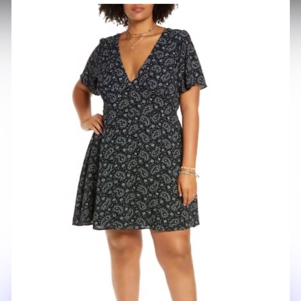 NWT BP PRINT CUTOUT DRESS